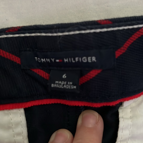 Tommy Hilfiger shorts - Picture 5 of 7